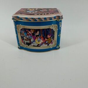VTG 1985 Disney World Candy Tin Box Hinged Mickey Minnie Snow White Donald Goofy